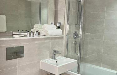 Axiom Park Hotel - Photo 66