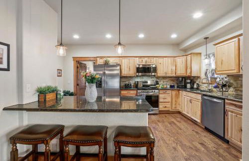 Black Bear Cabin with Hot Tub - Foto 22