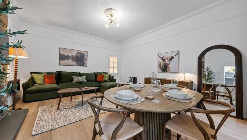 Burnets Close 2 Bedroom Apartment - Edinburgh - Photo 4