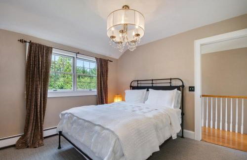 4BR 3BA Hot Tub Media room Weekly rates - Foto 12