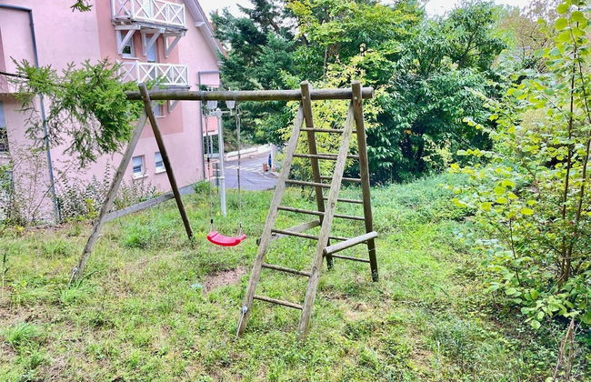 Charming Holiday Home With Garden - Foto 36