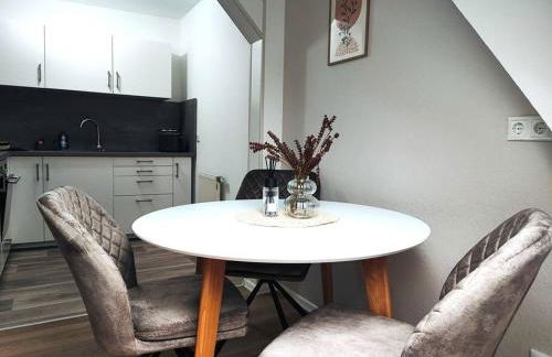 Stylische Altstadtwohnung - Netflix - Smart TV - Schlafsofa für 3 Personen - Foto 23