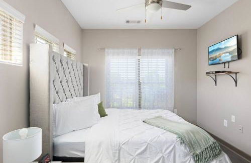 Uptown, Pool, Wine, Restaurants, BofA Stadium_307 - Foto 35