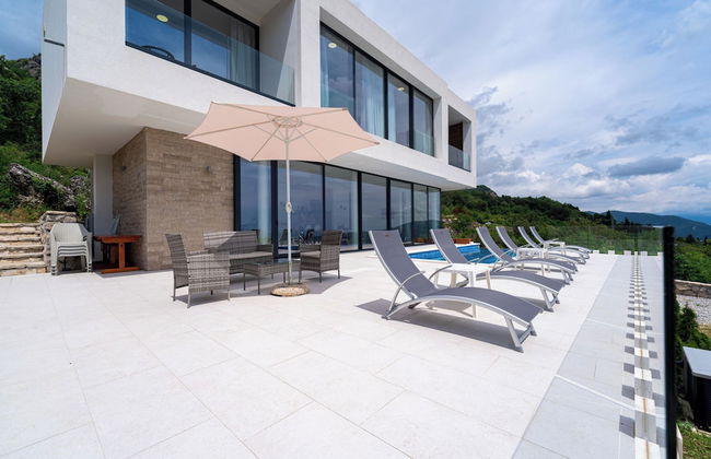 Pool Villa Luxoria Trebesin - Foto 30