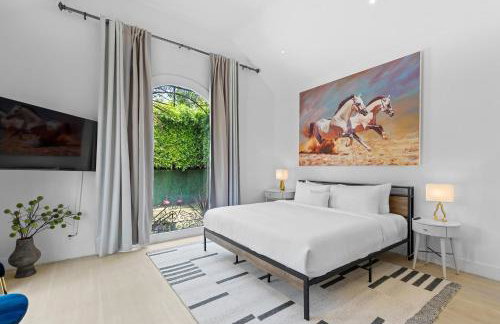 Luxury 4BR Villa with Private Pool in Los Angeles Crescent Heights - Foto 40