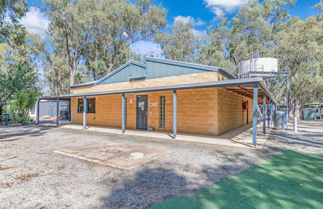 Torrumbarry Weir Holiday Park - Photo 32