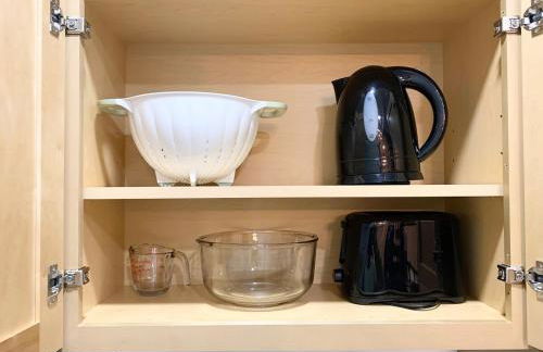 Budget Friendly 2BD-2BA apt in Federal Hill - Photo 12