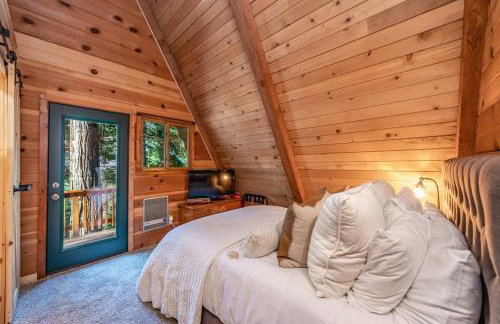 HB Hideaway Boho Treehouse Vibes in the Pines - Foto 28