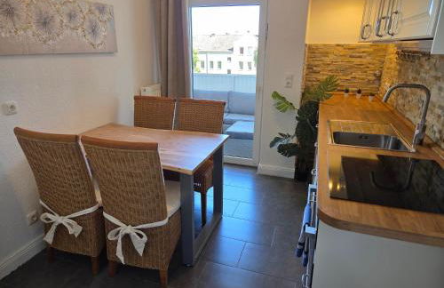 Blue Skies White Line - Foto 7