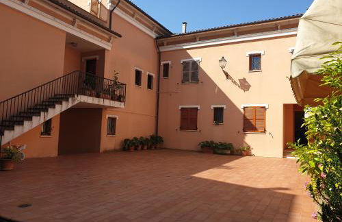 Ai tre tigli con giardino privato - Photo 6