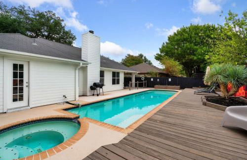 High End Design Home with Pool & Hot Tub Gameroom - Foto 102