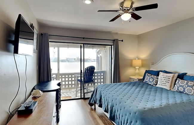 Bay House Condos - Foto 9