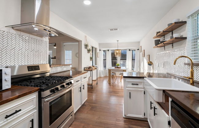 Charming & Bright W Lounging Pool - Foto 16