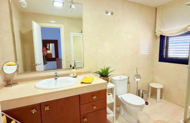 Cozy Corner Close to Beach, Golf and Shopping - Foto 43