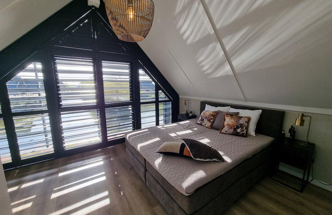 Luxurious Detached Water Villa With Jetty - Foto 67