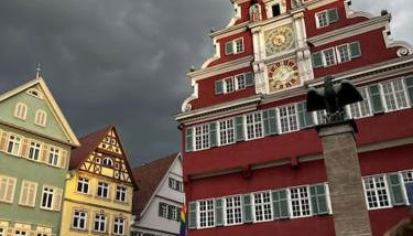 nah zur S-Bahn und Altstadt - Foto 2