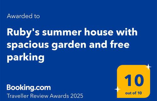Ruby's summer house with spacious garden and free parking - Foto 4