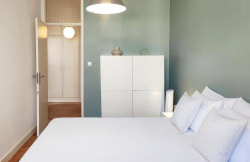 E36 - AC & Parking - Bright & Spacious Apartment - Foto 14