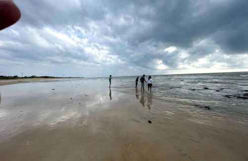 Casa de frente para o mar, pé na areia! - Foto 69