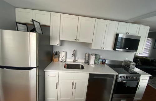 It’s Showtime-Book Lally’s House! Steps to Common! - Foto 20