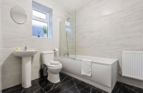 Stylish Apartment - On Street Parking - Smart TV & Netflix 3MH - Foto 7