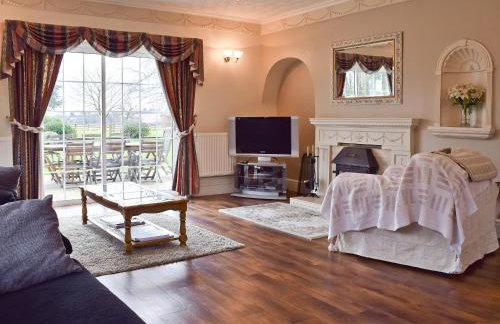 New Inn House - Photo 3