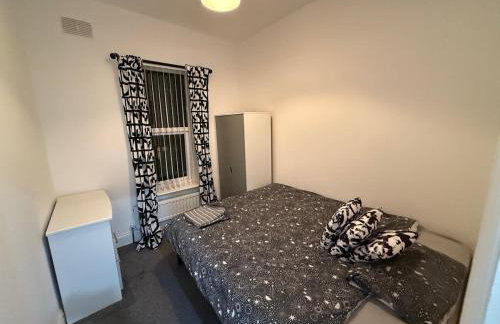 ResiLets - 1st Floor Plessey Road Apt - Foto 26