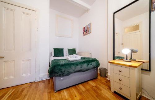 Monty's Residence - 8 Guests 7 Beds City Centre - Foto 27