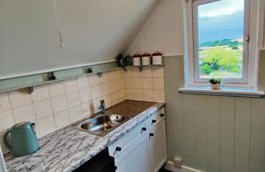 Historic river side cottage - top apartment - Foto 18