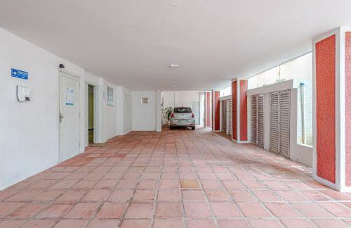 Apê Retrô com Wi-Fi e Vaga - 350 m da Praia da Enseada - Foto 30