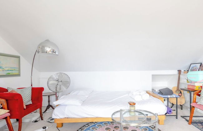 Top Floor 1BD Flat With Balcony - Ladbroke Grove - Foto 7