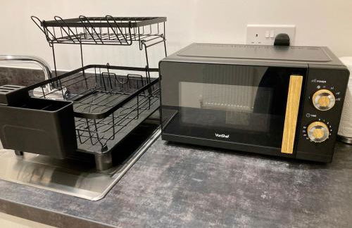 2 Bedroom Luxury Apartment! City Center with Free Parking! - Foto 27