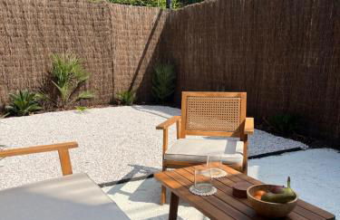 Casa Cinta - Sanctuaire Balinais avec Baignoire Balnéo et Cinéma Privé - Foto 28