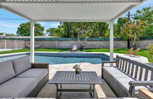 New cheerful villa, Pool, Spa, Mini Golf, Game room, Fire pit next to Disneyland - Foto 12