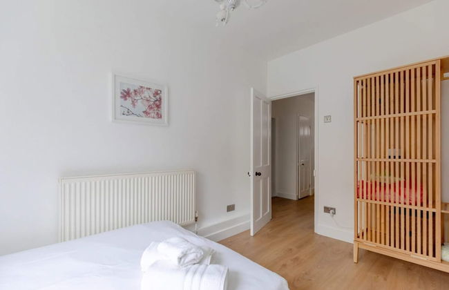 Central & Stylish 1BD Flat - 8mins to Greenwich! - Photo 6