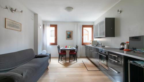 Venice Lance with Lift, 2 minutes walk from the train station - Foto 2