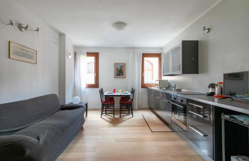 Venice Lance with Lift, 2 minutes walk from the train station - Foto 2