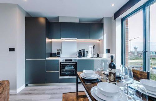 City Penthouse - Roof Terrace & Free Parking - Foto 7