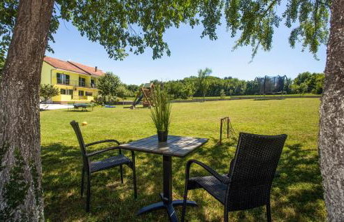 4 Bedroom Gorgeous Home In Hrvace - Foto 19