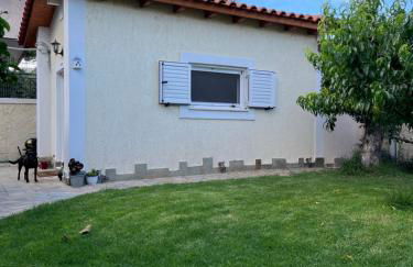 Σπιτάκι στον κήπο - Foto 1