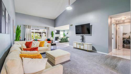 Modern Comfort Loves Park - Stylish 3BR Getaway - Foto 2