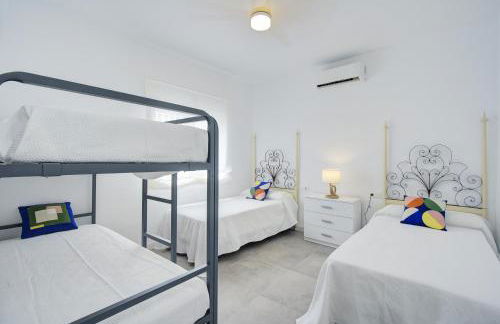 Comeback HOTEL CALIFORNIA - Foto 27