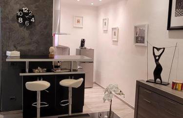 Villa Gustave, studio confort avec balcon Centre Cannes - Foto 4