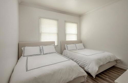 Ocean View Del Mar Beach Home w Jacuzzi - Foto 8