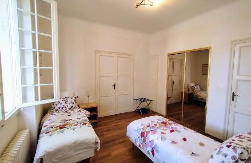 Skycircuitvilla - 4 star villa with 8 bedrooms, pool and 3000m2 grounds - Foto 34