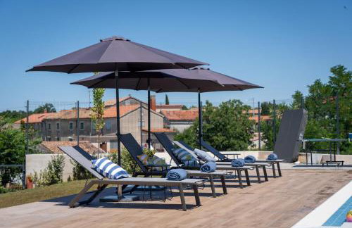 Villa Blue Moon for 9 persons near Porec with 42 m2 heated pool, wellness, kids playground & sea view - Foto 19
