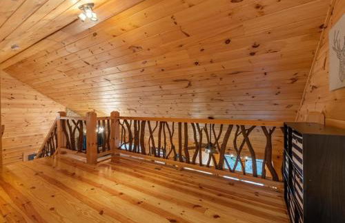 Rivendell - Stunning Views, Fireplace, Hot Tub, Billiards Table, Outdoor Fire Pit - Morganton, GA - Foto 25