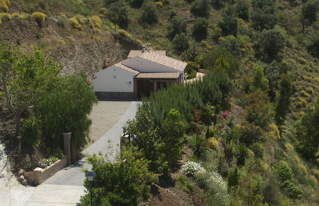 Independent Villa With Private Pool on an Estate in Sayalonga Costa del Sol - Photo 27