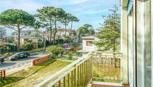 Beautiful Apartment In Lido Di Pomposa - Photo 3
