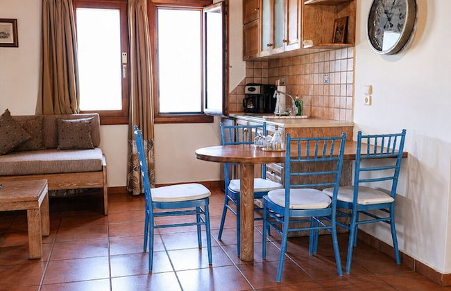 Mylos Hotel Apartments - Photo 65